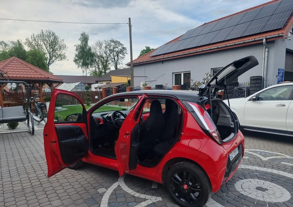 Toyota Aygo cena 33900 przebieg: 125960, rok produkcji 2017 z Przasnysz małe 379